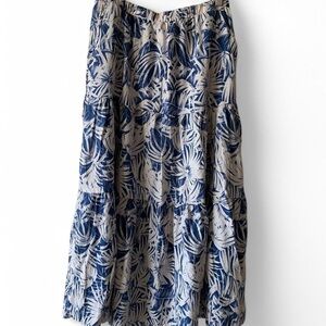 C & C California Blue and White Patterned Women's Skirt